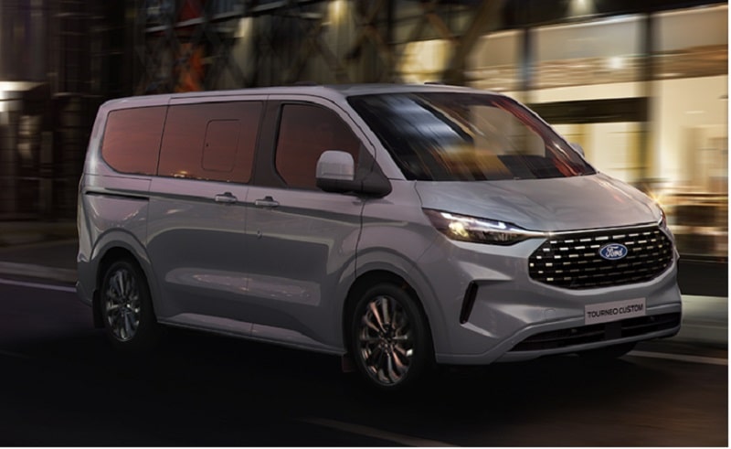 Ford Tourneo Custom Minibüs Fiyat Listesi 2024 (12 Ay Güncel Fiyatlar)